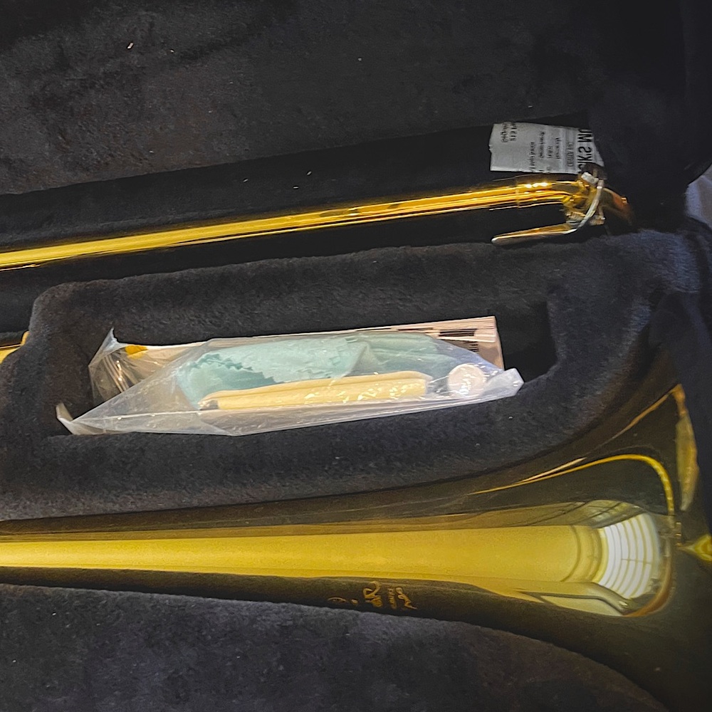 Yamaha Trombone with Carrying Case